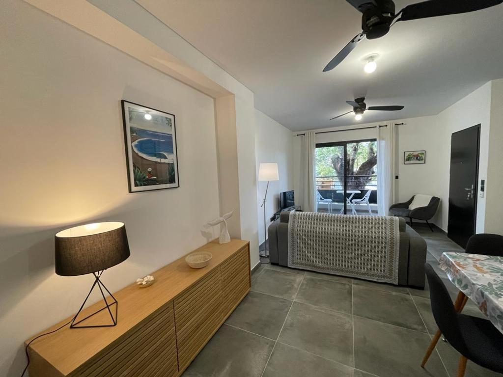 Leu Girembelle Apartment Saint-Leu Exterior photo