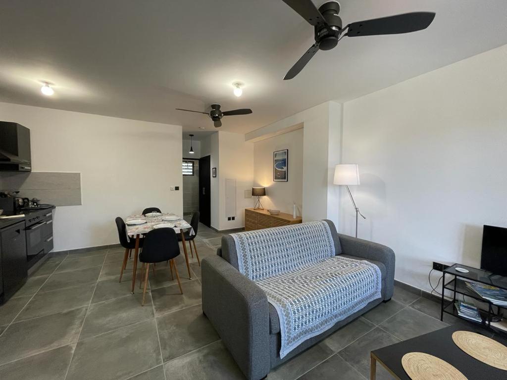Leu Girembelle Apartment Saint-Leu Exterior photo