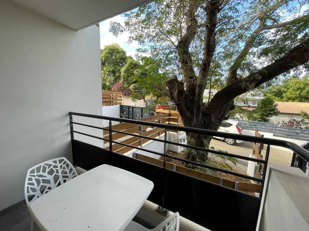 Leu Girembelle Apartment Saint-Leu Exterior photo
